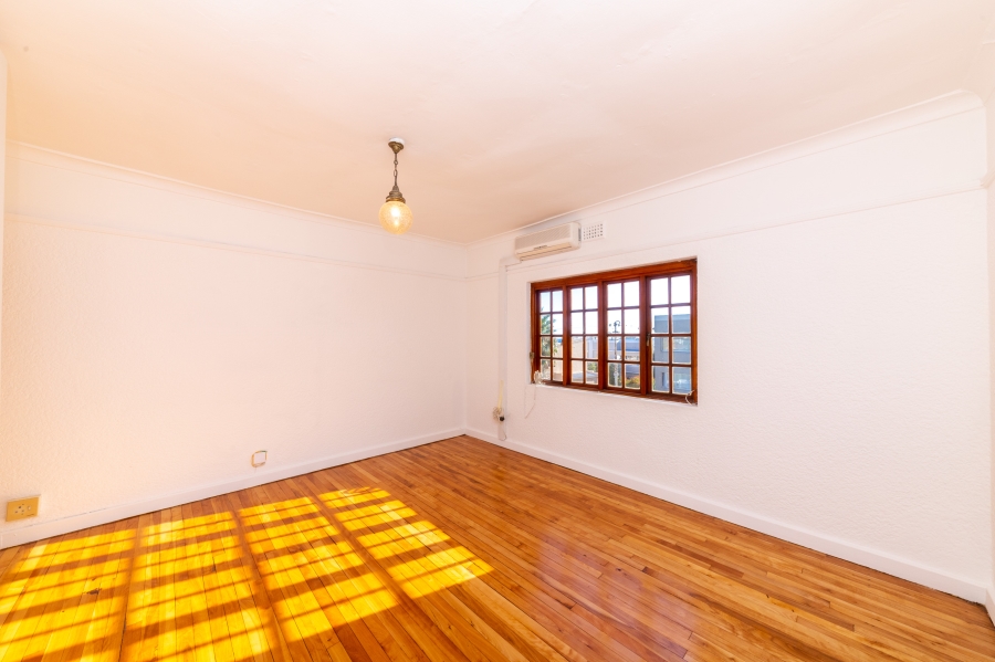 To Let 2 Bedroom Property for Rent in Sea Point Western Cape